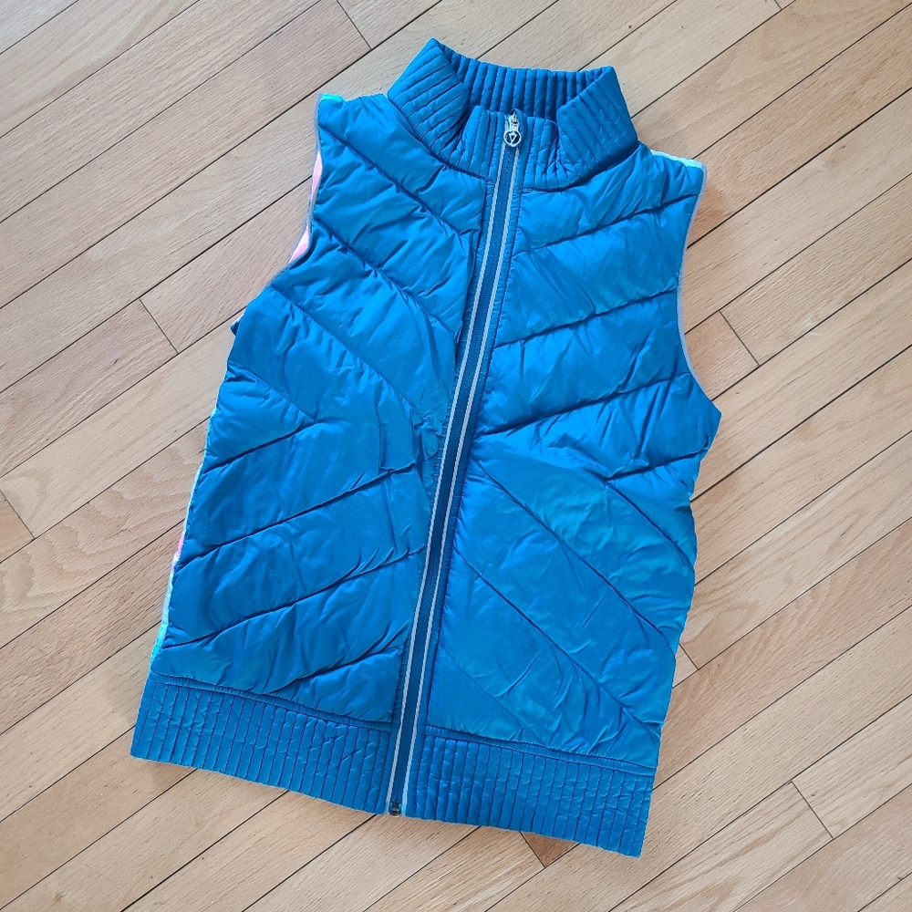 Ivivva vest